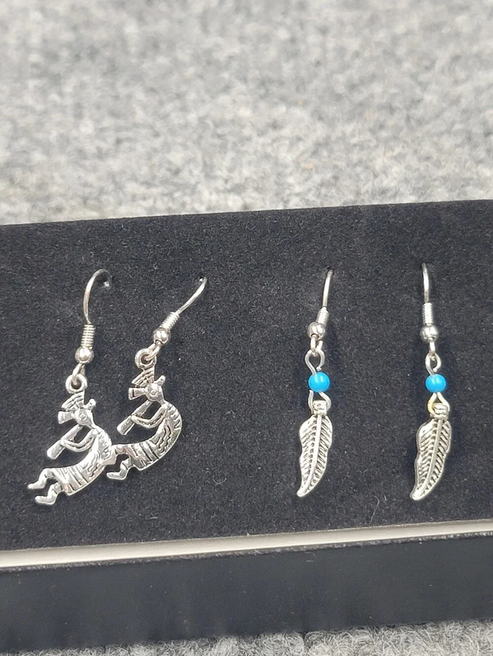 Southwest Style Earrings, Dangling, Silver & Turquoise Colors 5 Pairs NEW